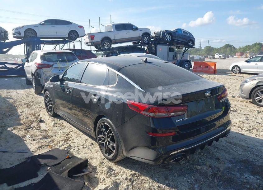 Photo 3 of 2020 Kia Optima SE (VIN 5XXGT4L30LG449619)