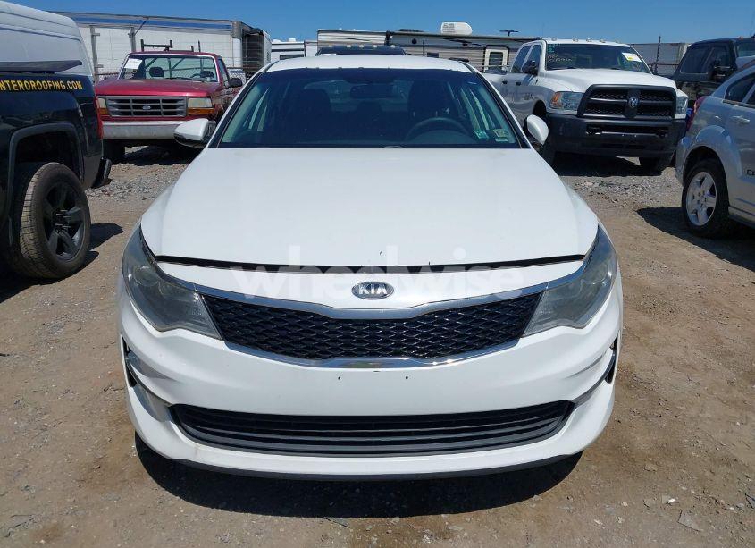 Photo 12 of 2016 Kia Optima LX (VIN 5XXGT4L31GG008961)