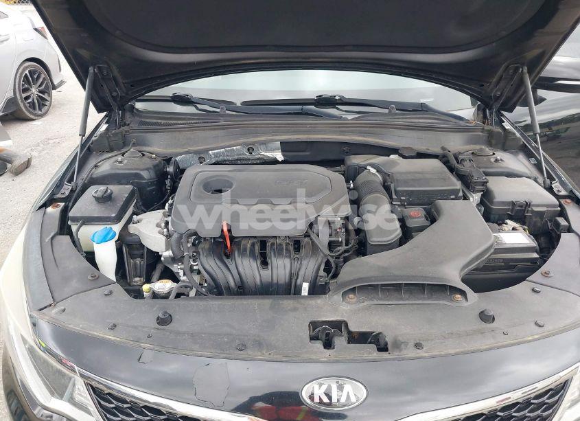 Photo 10 of 2016 Kia Optima LX (VIN 5XXGT4L31GG024240)