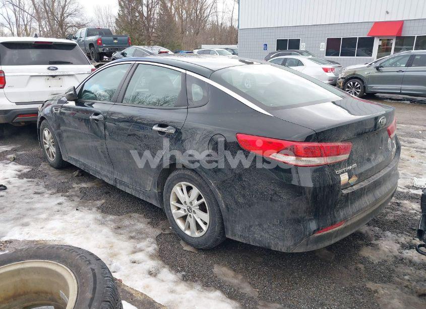 Photo 3 of 2016 Kia Optima LX (VIN 5XXGT4L31GG025842)