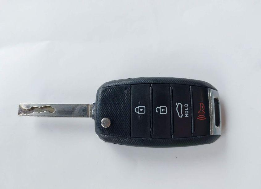 Photo 11 of 2016 Kia Optima LX (VIN 5XXGT4L31GG026294)