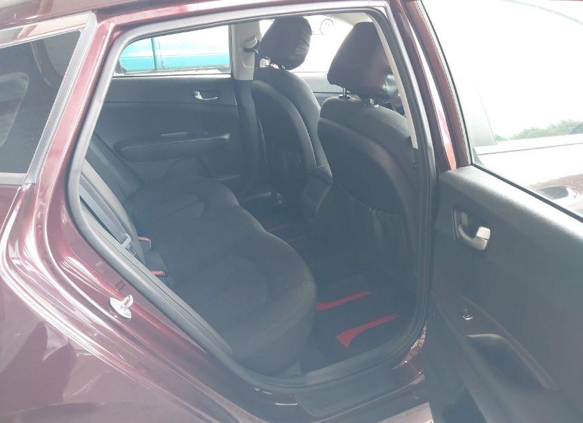 Photo 8 of 2016 Kia Optima LX (VIN 5XXGT4L31GG026294)