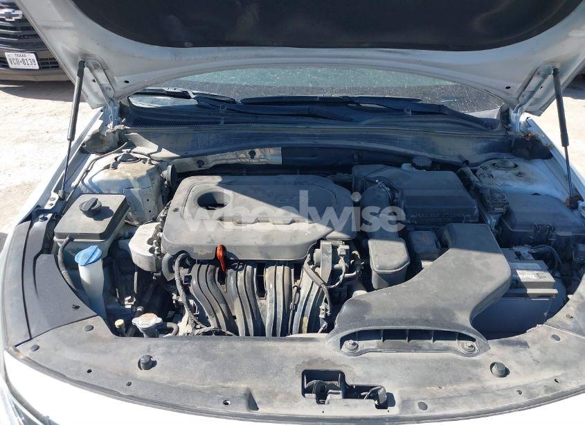 Photo 10 of 2016 Kia Optima LX (VIN 5XXGT4L31GG050885)