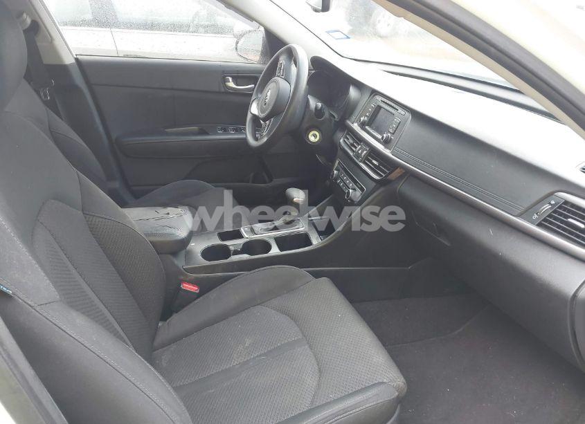 Photo 5 of 2016 Kia Optima LX (VIN 5XXGT4L31GG050885)