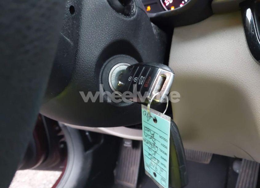 Photo 11 of 2016 Kia Optima LX (VIN 5XXGT4L31GG053429)