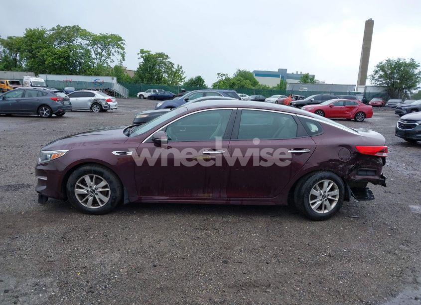 Photo 15 of 2016 Kia Optima LX (VIN 5XXGT4L31GG053429)