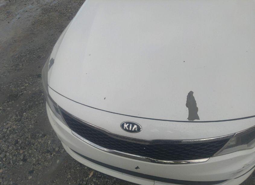 Photo 12 of 2016 Kia Optima LX (VIN 5XXGT4L31GG056234)