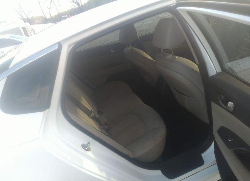 Photo 8 of 2016 Kia Optima LX (VIN 5XXGT4L31GG056234)