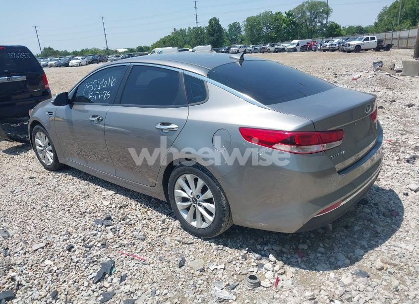 Photo 3 of 2016 Kia Optima LX (VIN 5XXGT4L31GG073163)
