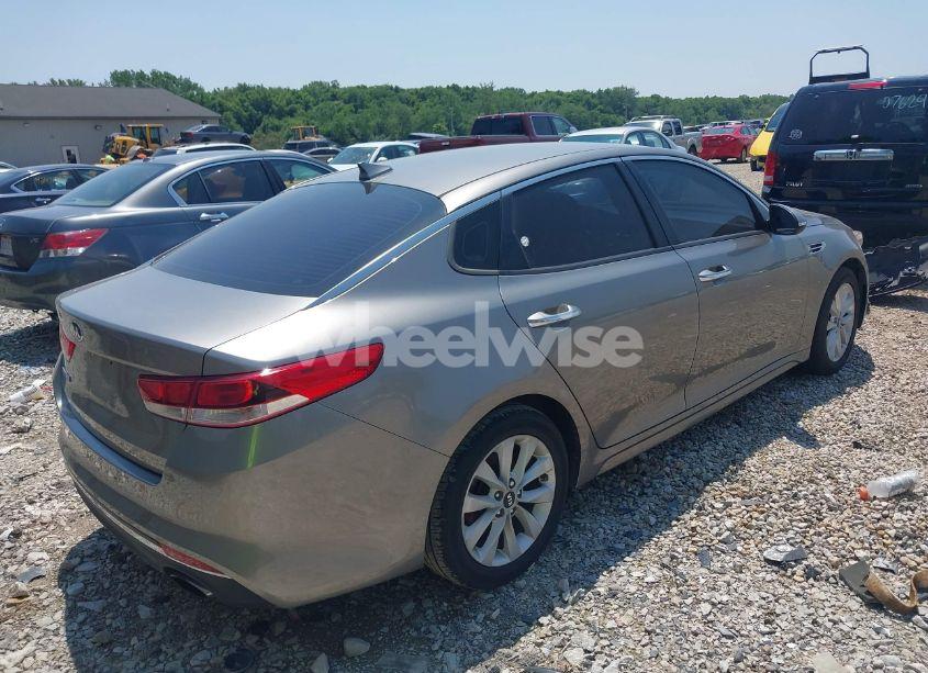 Photo 4 of 2016 Kia Optima LX (VIN 5XXGT4L31GG073163)