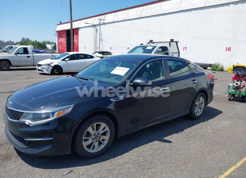 Photo 2 of 2016 Kia Optima LX (VIN 5XXGT4L31GG120885)