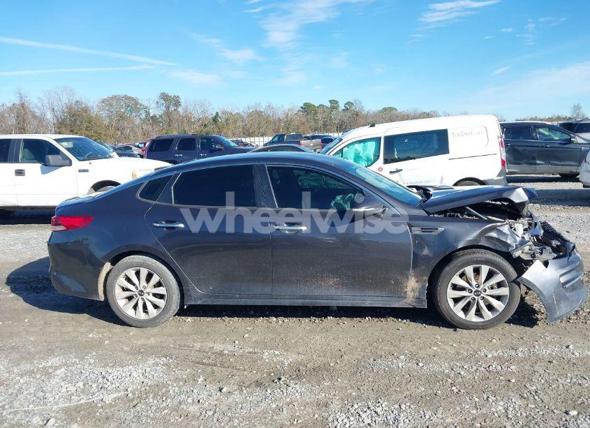 Photo 13 of 2017 Kia Optima LX (VIN 5XXGT4L31HG122590)