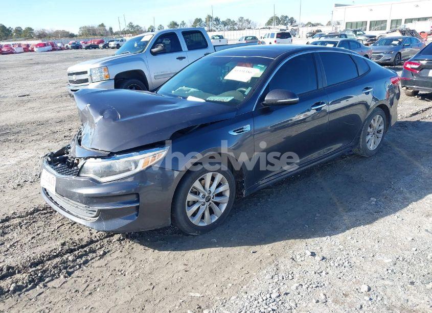 Photo 2 of 2017 Kia Optima LX (VIN 5XXGT4L31HG122590)
