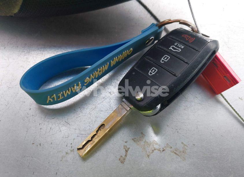 Photo 11 of 2017 Kia Optima LX (VIN 5XXGT4L31HG122878)