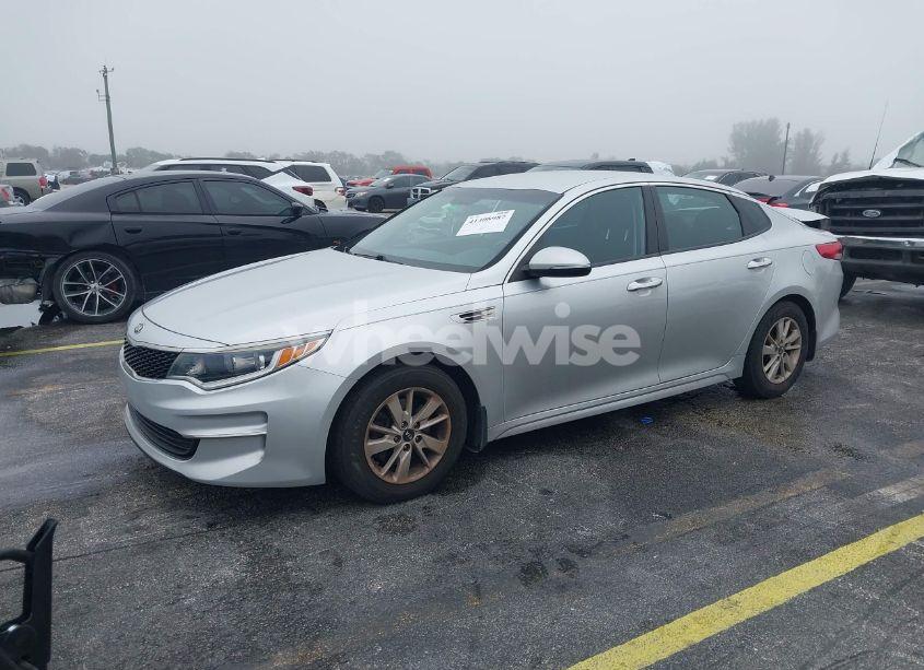 Photo 2 of 2017 Kia Optima LX (VIN 5XXGT4L31HG122878)