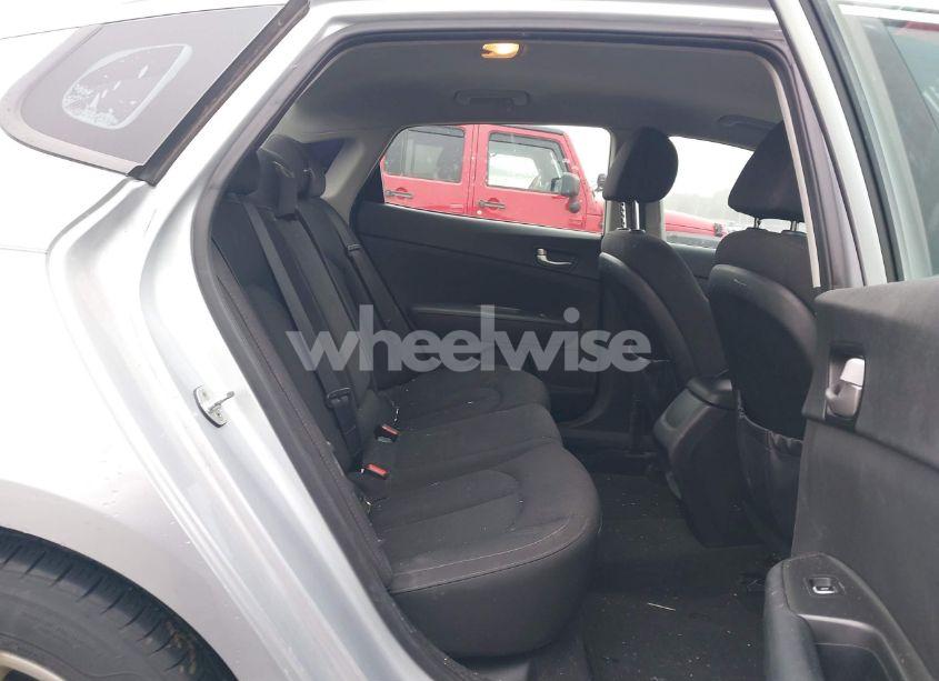 Photo 8 of 2017 Kia Optima LX (VIN 5XXGT4L31HG122878)