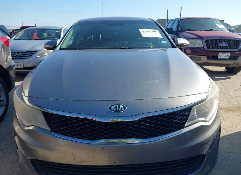 Photo 12 of 2017 Kia Optima LX (VIN 5XXGT4L31HG138630)
