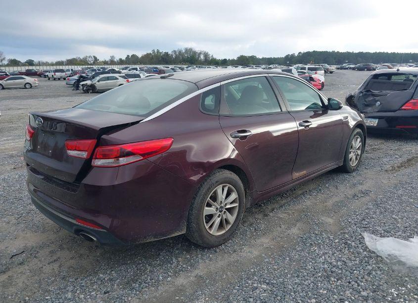 Photo 4 of 2017 Kia Optima LX (VIN 5XXGT4L31HG151796)