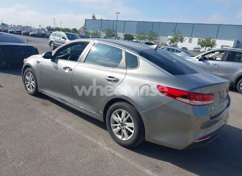 Photo 3 of 2017 Kia Optima LX (VIN 5XXGT4L31HG165276)