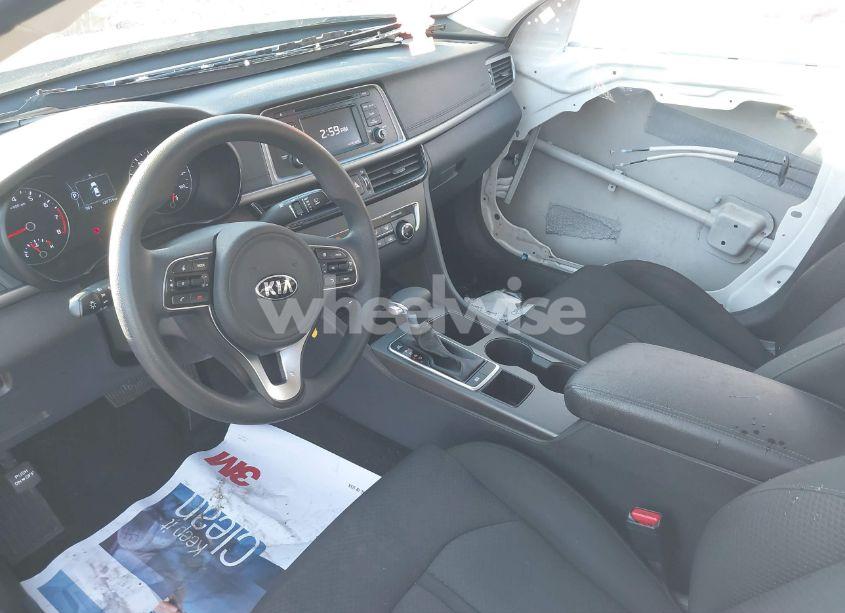 Photo 5 of 2017 Kia Optima LX (VIN 5XXGT4L31HG170848)