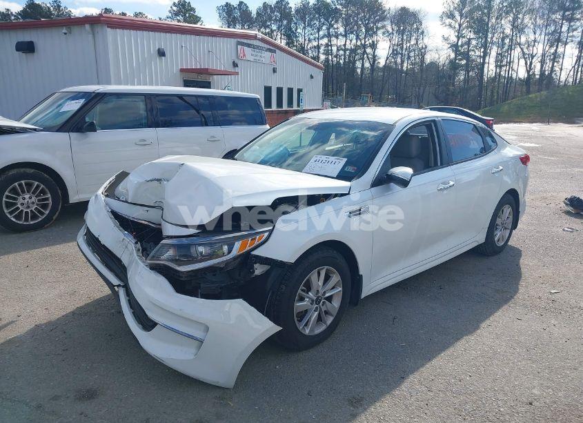 Photo 2 of 2017 Kia Optima LX (VIN 5XXGT4L31HG178013)