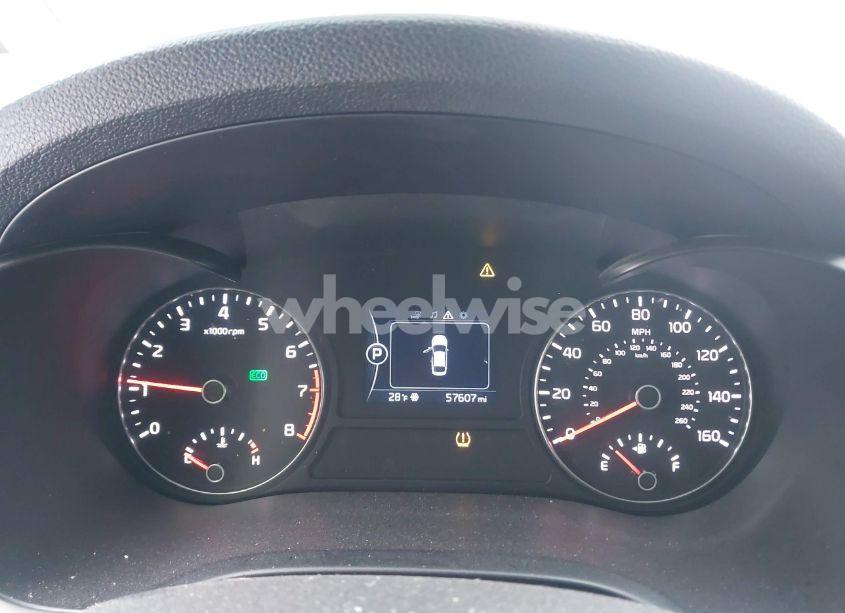 Photo 7 of 2018 Kia Optima S (VIN 5XXGT4L31JG190023)