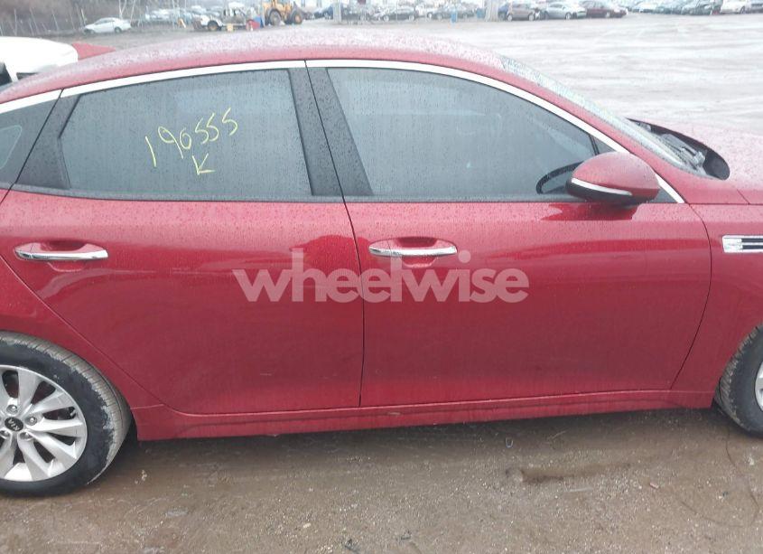 Photo 13 of 2018 Kia Optima S (VIN 5XXGT4L31JG190555)