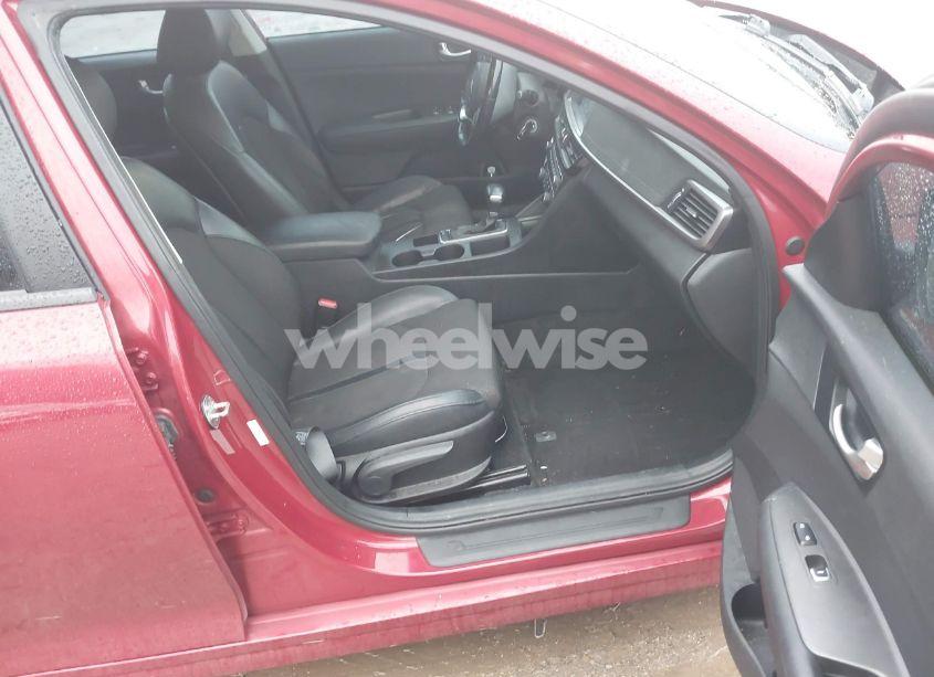 Photo 5 of 2018 Kia Optima S (VIN 5XXGT4L31JG190555)