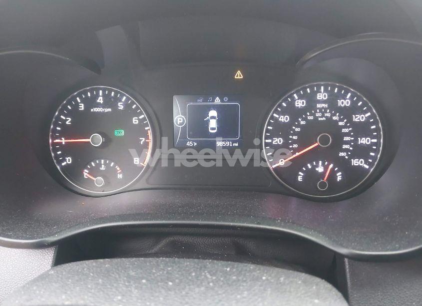 Photo 7 of 2018 Kia Optima S (VIN 5XXGT4L31JG190555)