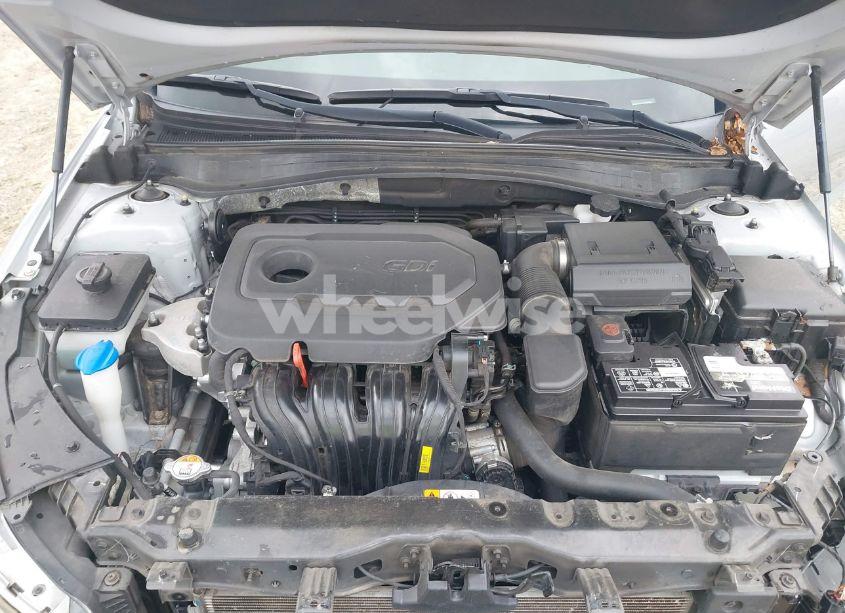 Photo 10 of 2018 Kia Optima LX (VIN 5XXGT4L31JG192564)