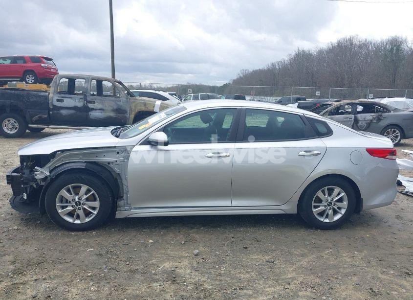 Photo 15 of 2018 Kia Optima LX (VIN 5XXGT4L31JG192564)