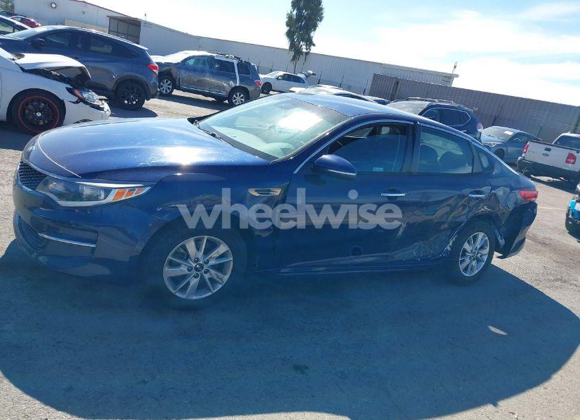 Photo 14 of 2018 Kia Optima LX (VIN 5XXGT4L31JG194704)