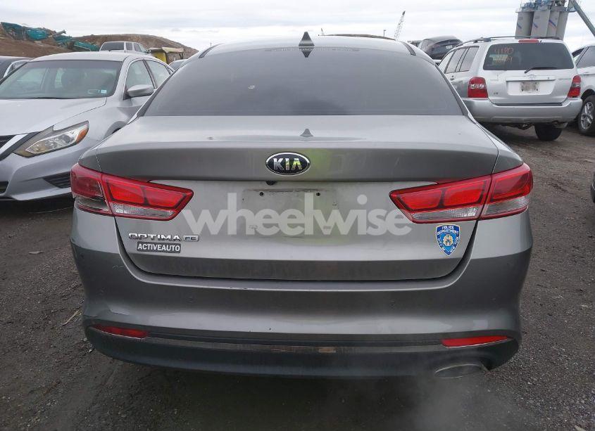 Photo 16 of 2018 Kia Optima LX (VIN 5XXGT4L31JG209542)