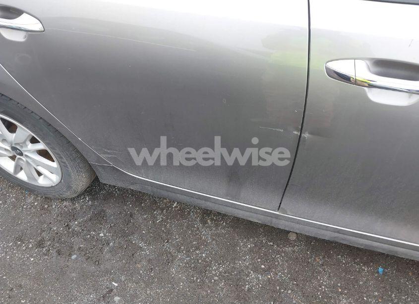 Photo 19 of 2018 Kia Optima LX (VIN 5XXGT4L31JG209542)