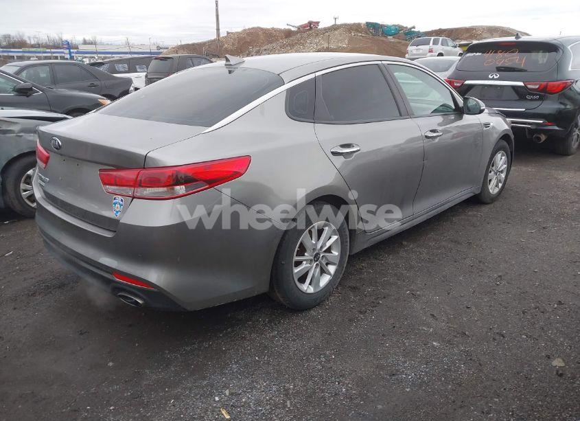 Photo 4 of 2018 Kia Optima LX (VIN 5XXGT4L31JG209542)
