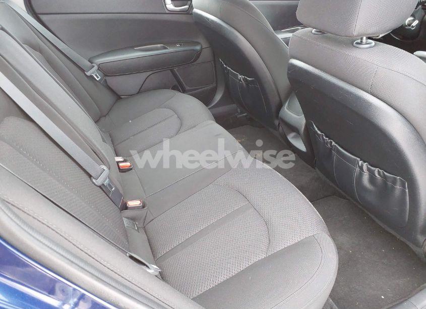 Photo 8 of 2018 Kia Optima LX (VIN 5XXGT4L31JG220010)