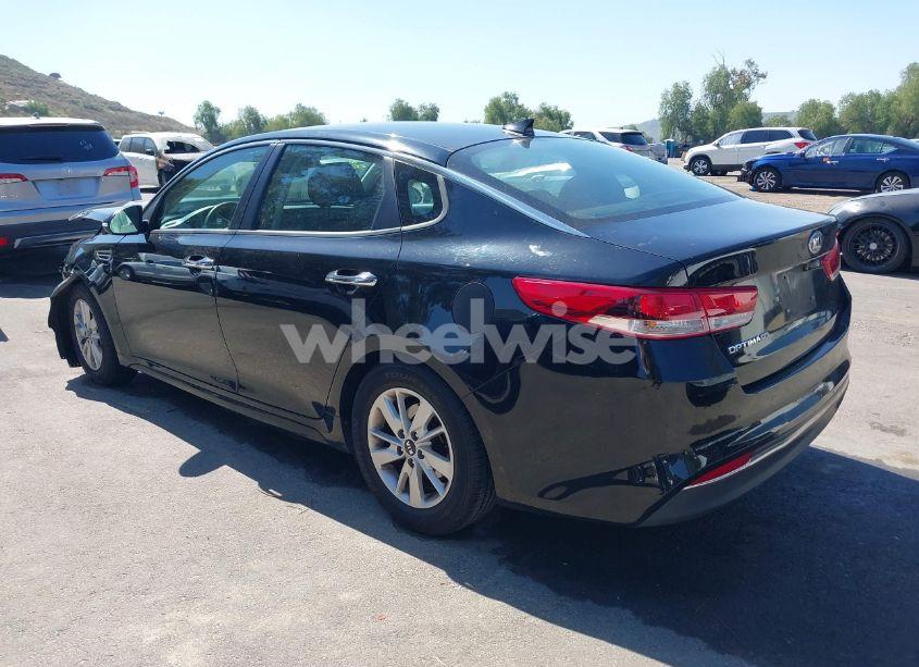 Photo 3 of 2018 Kia Optima LX (VIN 5XXGT4L31JG239754)