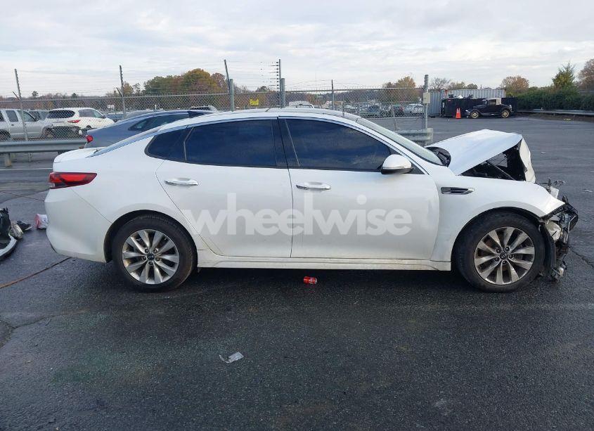 Photo 13 of 2018 Kia Optima S (VIN 5XXGT4L31JG240869)