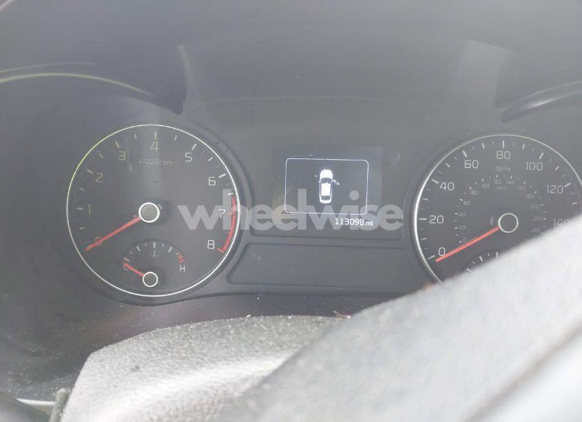 Photo 15 of 2018 Kia Optima S (VIN 5XXGT4L31JG240869)