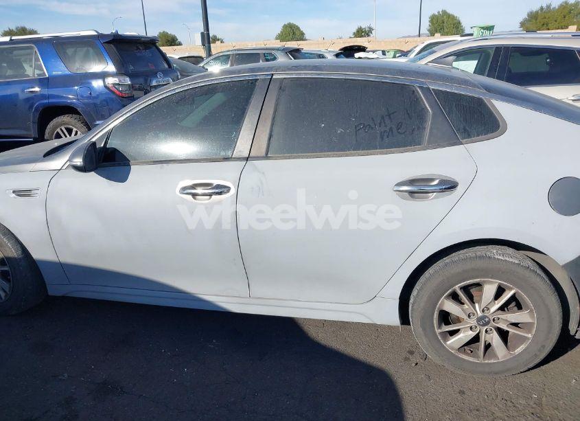 Photo 15 of 2018 Kia Optima LX (VIN 5XXGT4L31JG241794)