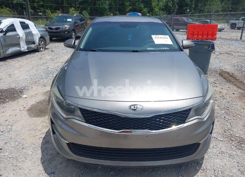 Photo 12 of 2018 Kia Optima LX (VIN 5XXGT4L31JG251211)