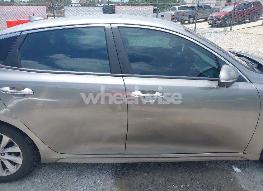 Photo 13 of 2018 Kia Optima LX (VIN 5XXGT4L31JG251211)