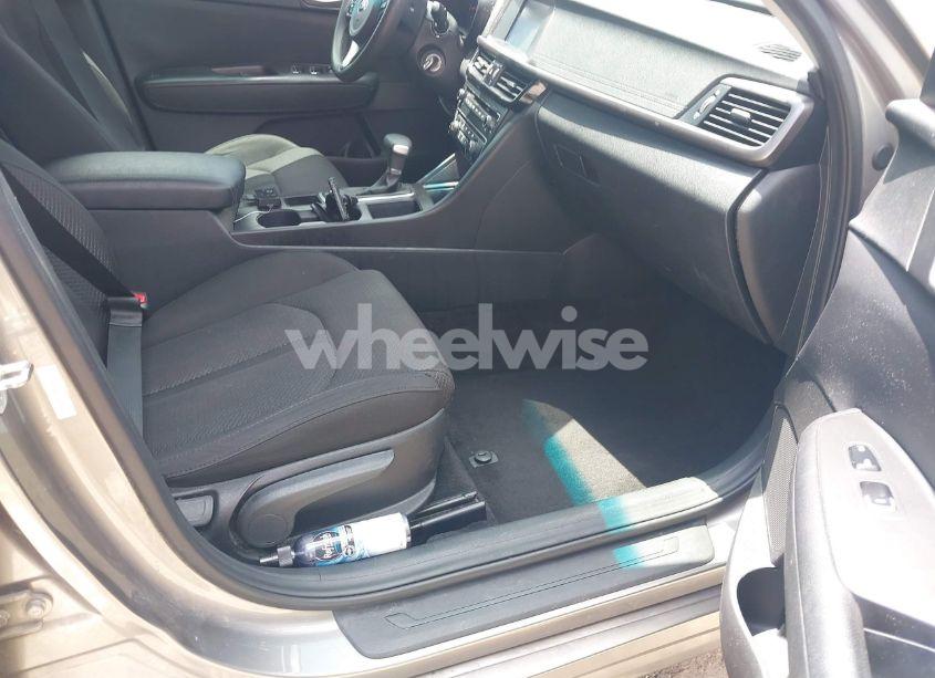 Photo 5 of 2018 Kia Optima LX (VIN 5XXGT4L31JG251211)