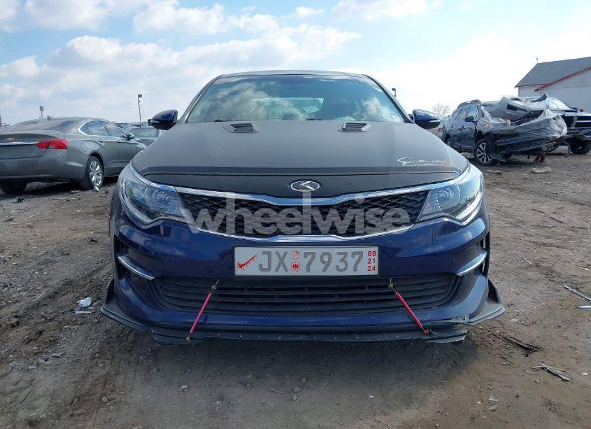 Photo 12 of 2018 Kia Optima LX (VIN 5XXGT4L31JG256778)
