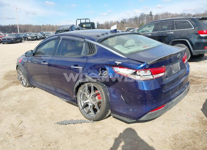 Photo 3 of 2018 Kia Optima LX (VIN 5XXGT4L31JG256778)