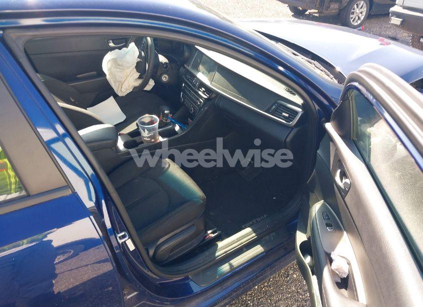 Photo 5 of 2018 Kia Optima LX (VIN 5XXGT4L31JG272821)