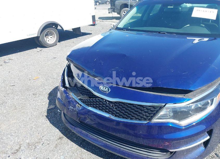 Photo 6 of 2018 Kia Optima LX (VIN 5XXGT4L31JG272821)