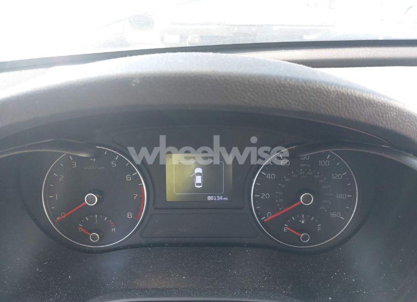 Photo 7 of 2018 Kia Optima LX (VIN 5XXGT4L31JG272821)