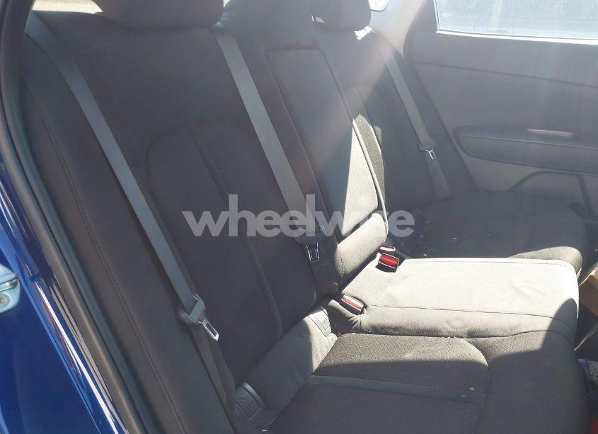 Photo 8 of 2018 Kia Optima LX (VIN 5XXGT4L31JG272821)