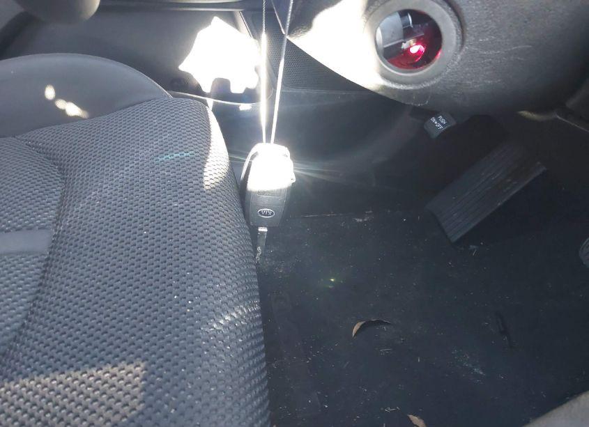 Photo 11 of 2019 Kia Optima LX (VIN 5XXGT4L31KG279284)